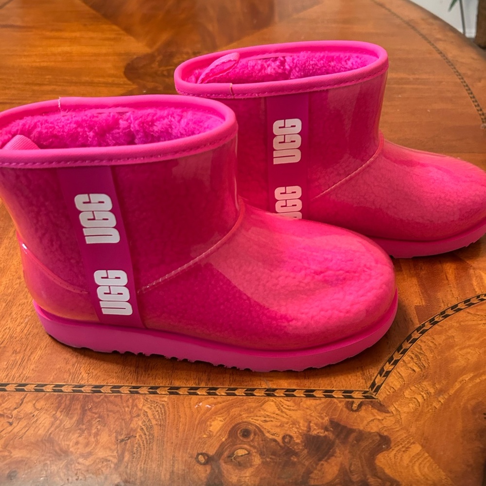 Classic Clear UGG Boot - Mini